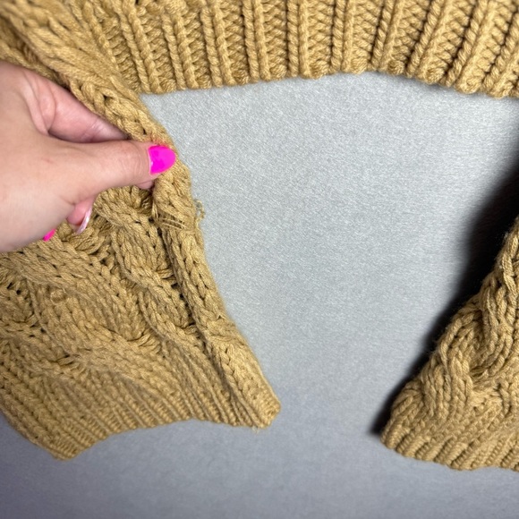 Missguided Women's Cable Knit Crop Top Sweater Mustard Yellow US size 6/8 - Picture 9 of 10